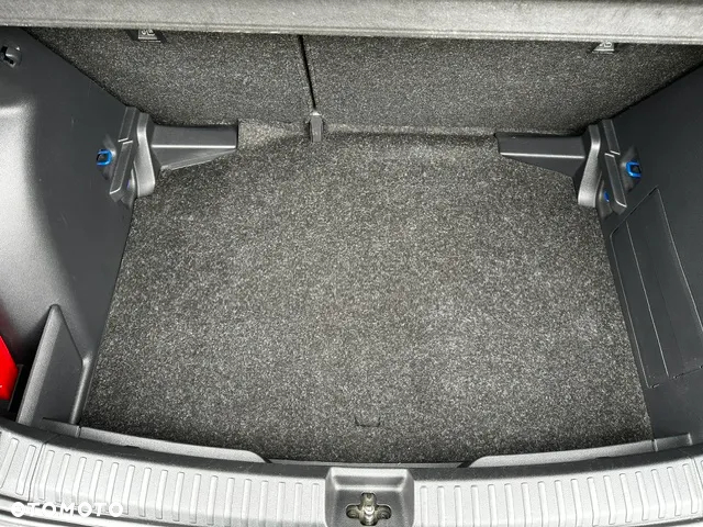 Skoda Fabia 1.0 Ambition - 32