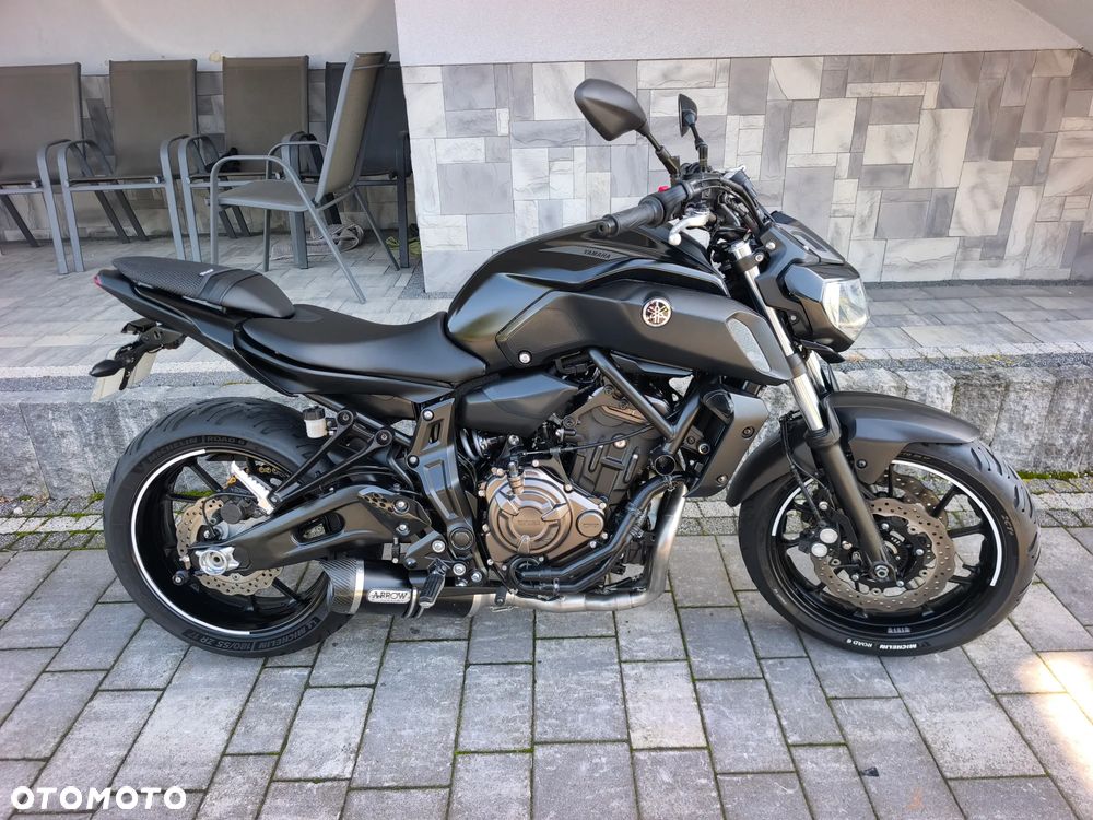 Yamaha MT - 19