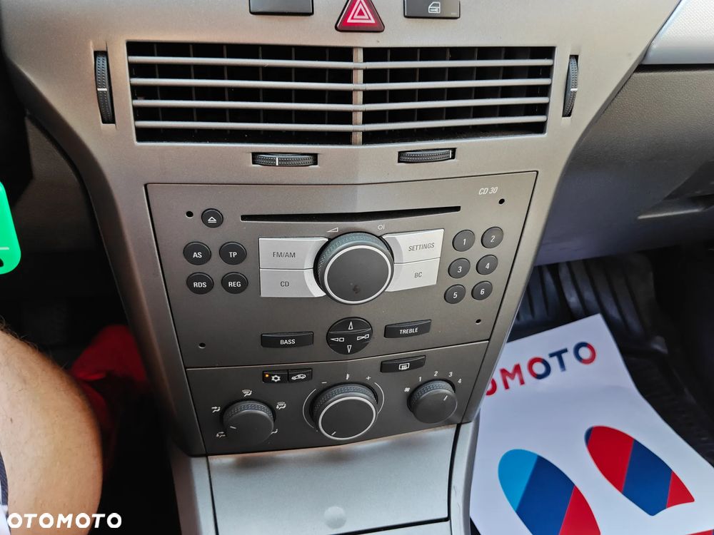 Opel Astra 1.4 Edition - 23
