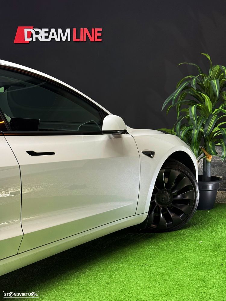 Tesla Model 3 Long Range AWD Dual Motor Performance - 11