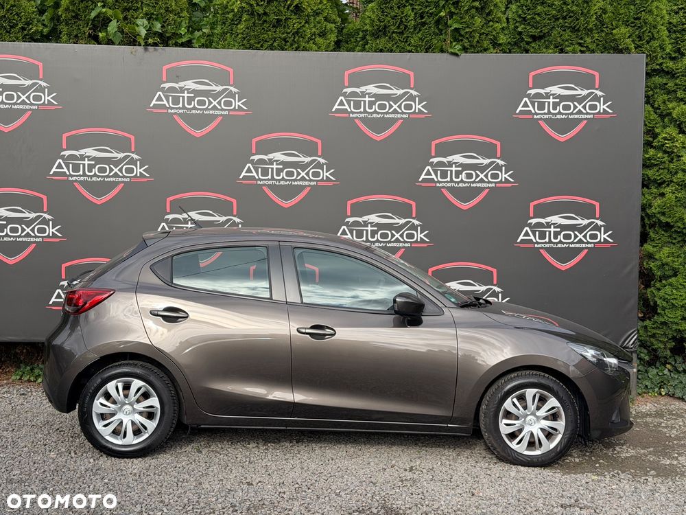 Mazda 2 - 10