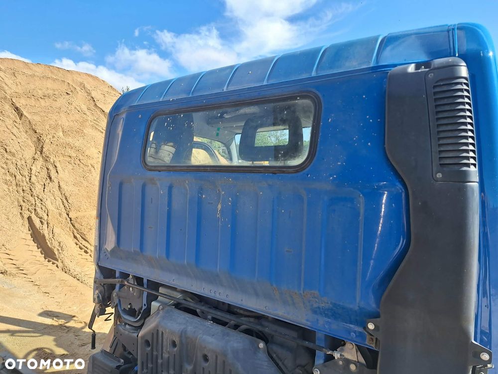 Mitsubishi FUSO CANTER - 15
