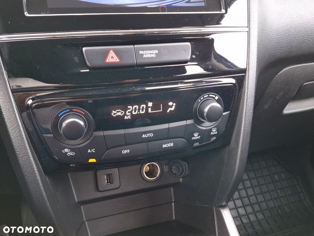 Suzuki Vitara - 22