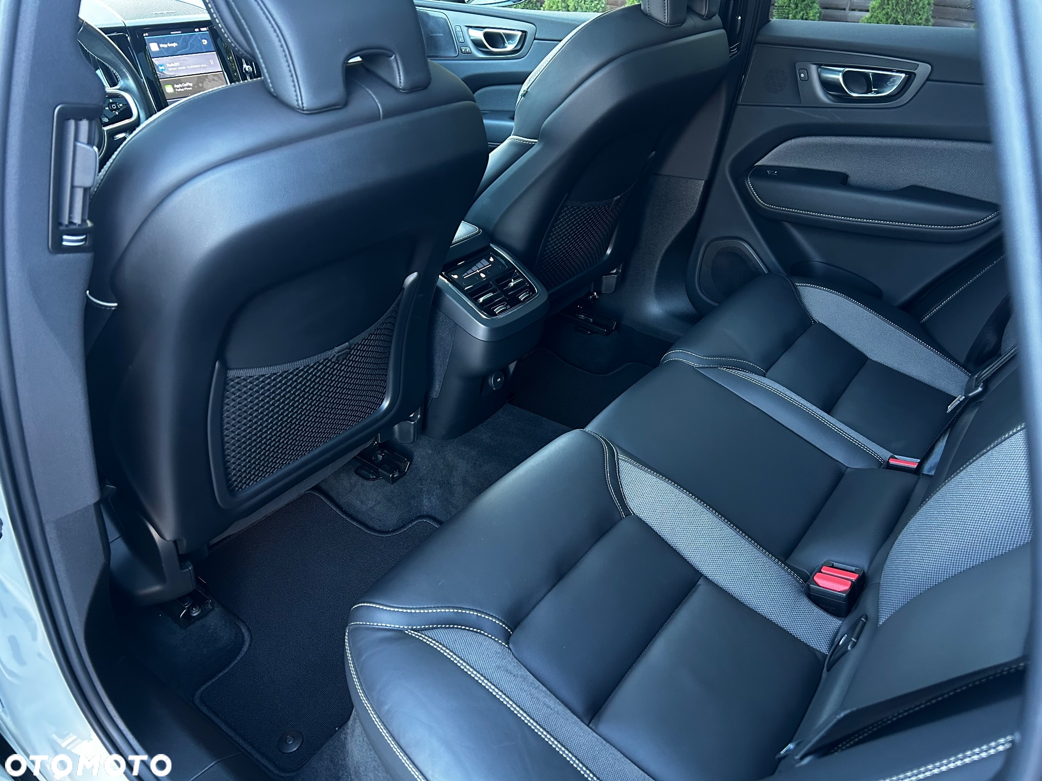 Volvo XC 60 B5 B AWD Geartronic RDesign - 31