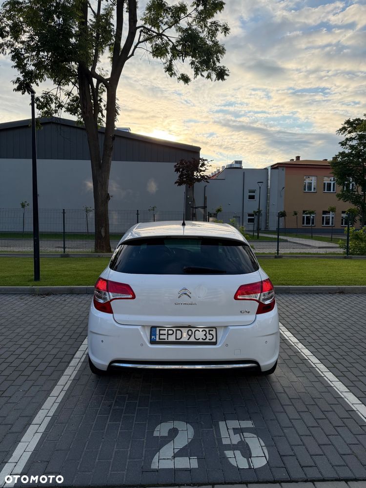 Citroën C4 1.6 HDi Attraction - 6