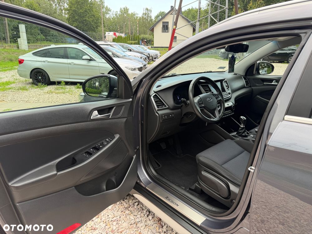Hyundai Tucson 1.6 GDI BlueDrive Design 2WD - 12