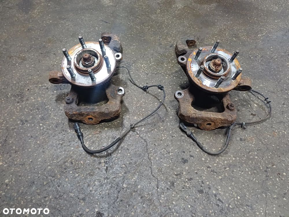 Piasta zwrotnica prawy lewy przod FORD F150 XL 4.2 V6 03-08R 2WD - 2