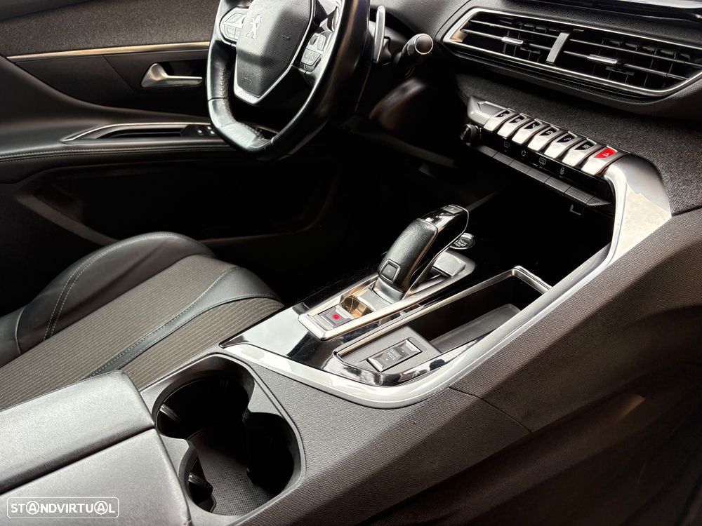 Peugeot 5008 1.5 BlueHDi Allure Pack EAT8 - 10