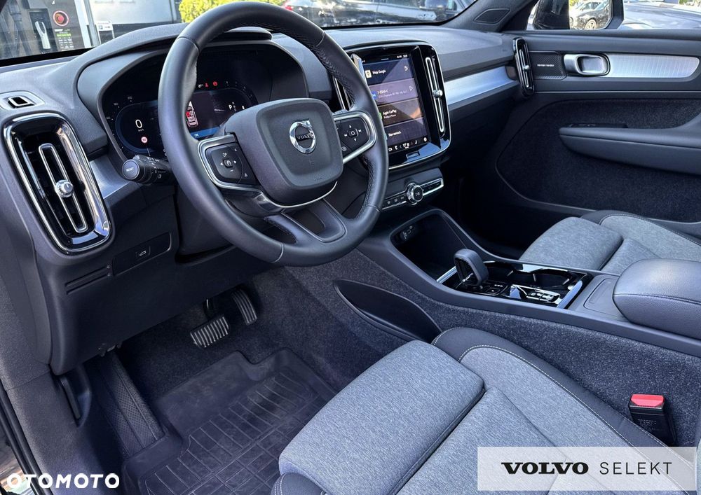 Volvo XC 40 B3 Plus Dark - 10
