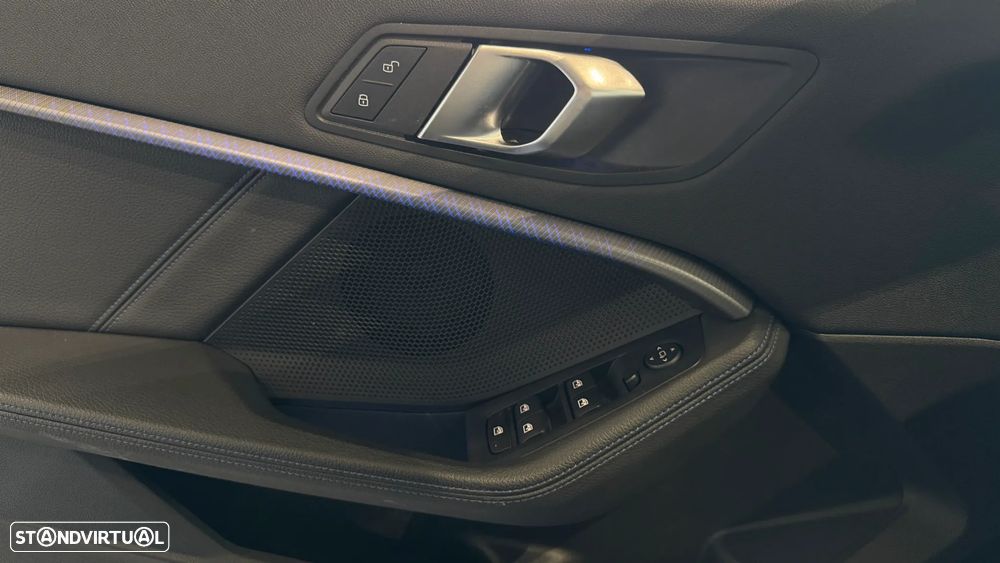 BMW 116 d Pack Desportivo M Auto - 13