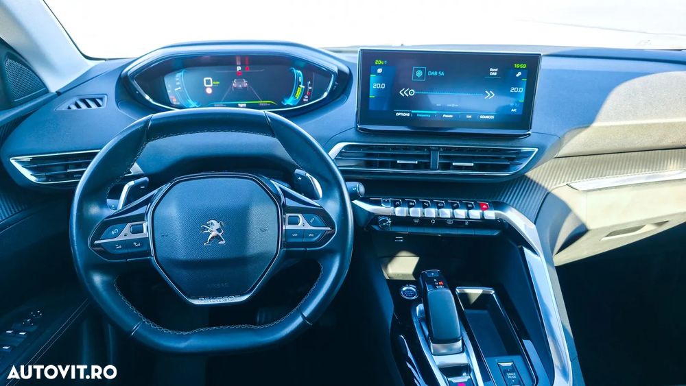 Peugeot 3008 PHEV 225 EAT8 Allure Pack - 12