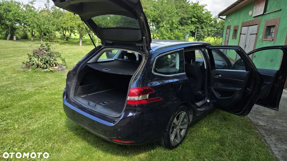 Peugeot 308 1.6 BlueHDi Allure S&S EAT6 - 12