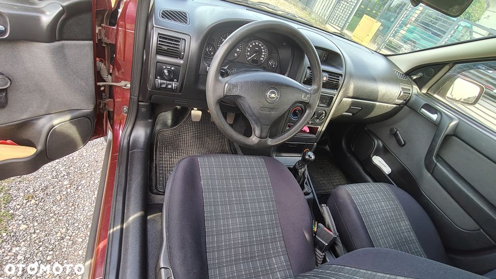 Opel Astra 1.2 Start - 8
