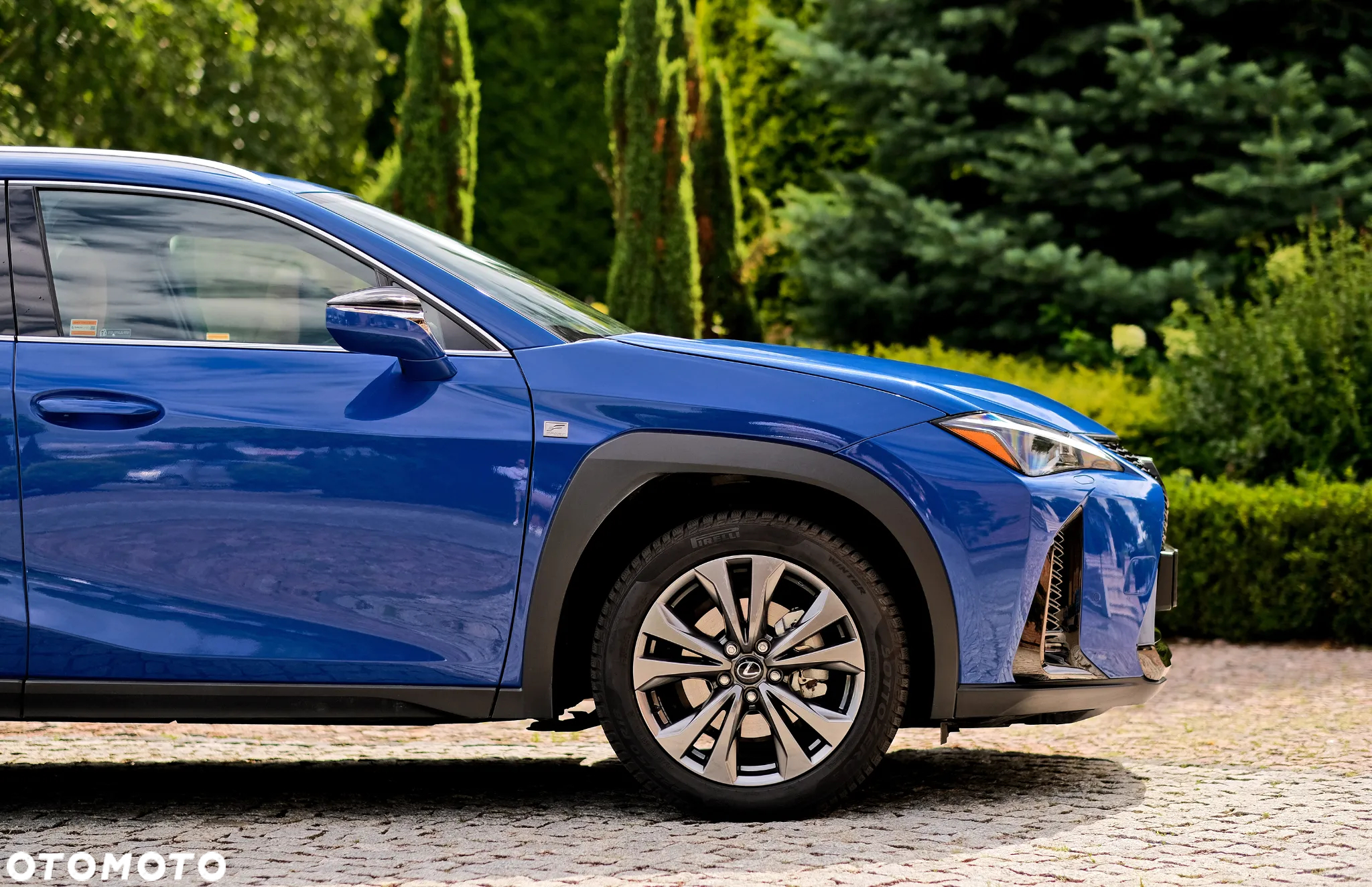 Lexus UX - 9