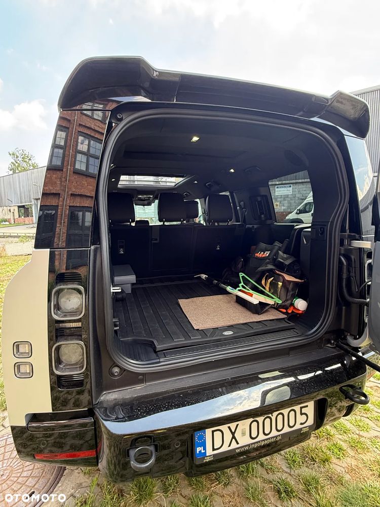 Land Rover Defender 3.0 D300 mHEV X - 4