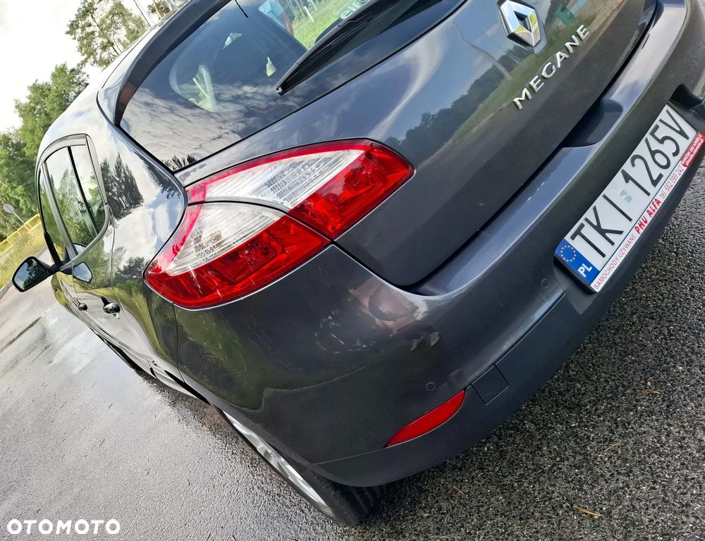Renault Megane ENERGY dCi 110 Start & Stop Bose Edition - 32