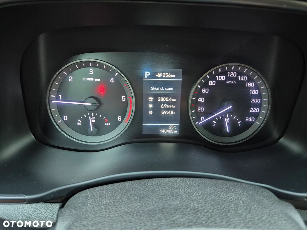 Hyundai Tucson blue 1.6 CRDi 2WD DCT Premium - 23