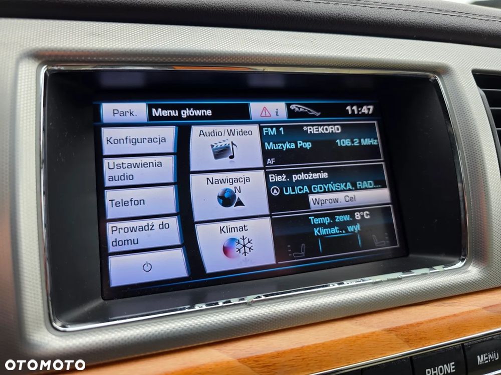 Jaguar XF 3.0 T R-Sport - 22