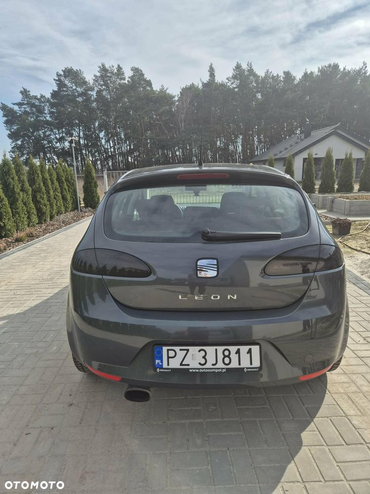 Seat Leon 2.0 FSI Stylance - 1