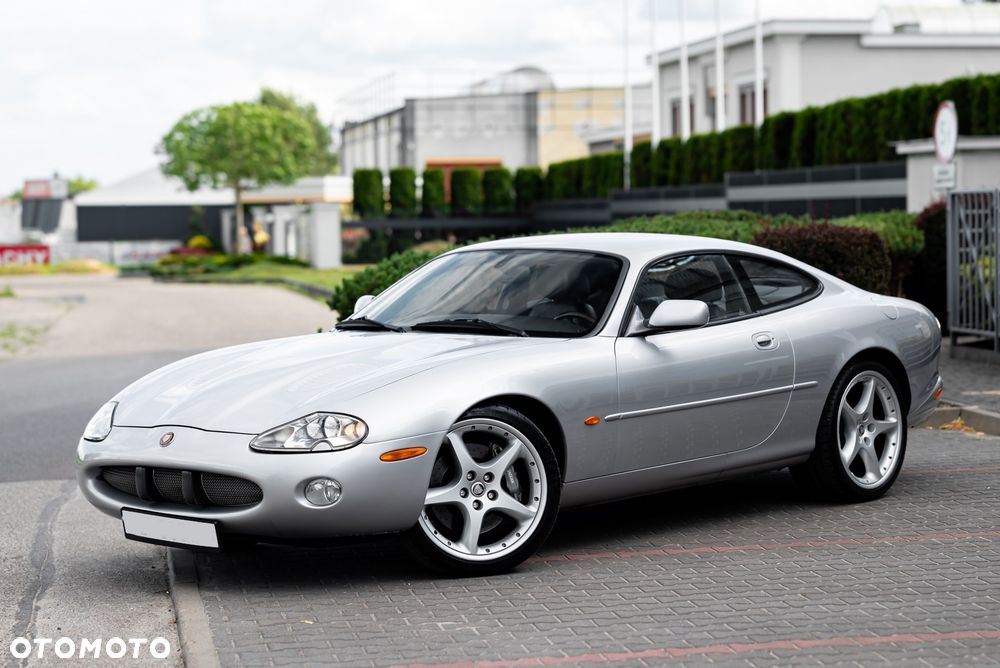 Jaguar XK8 - 3