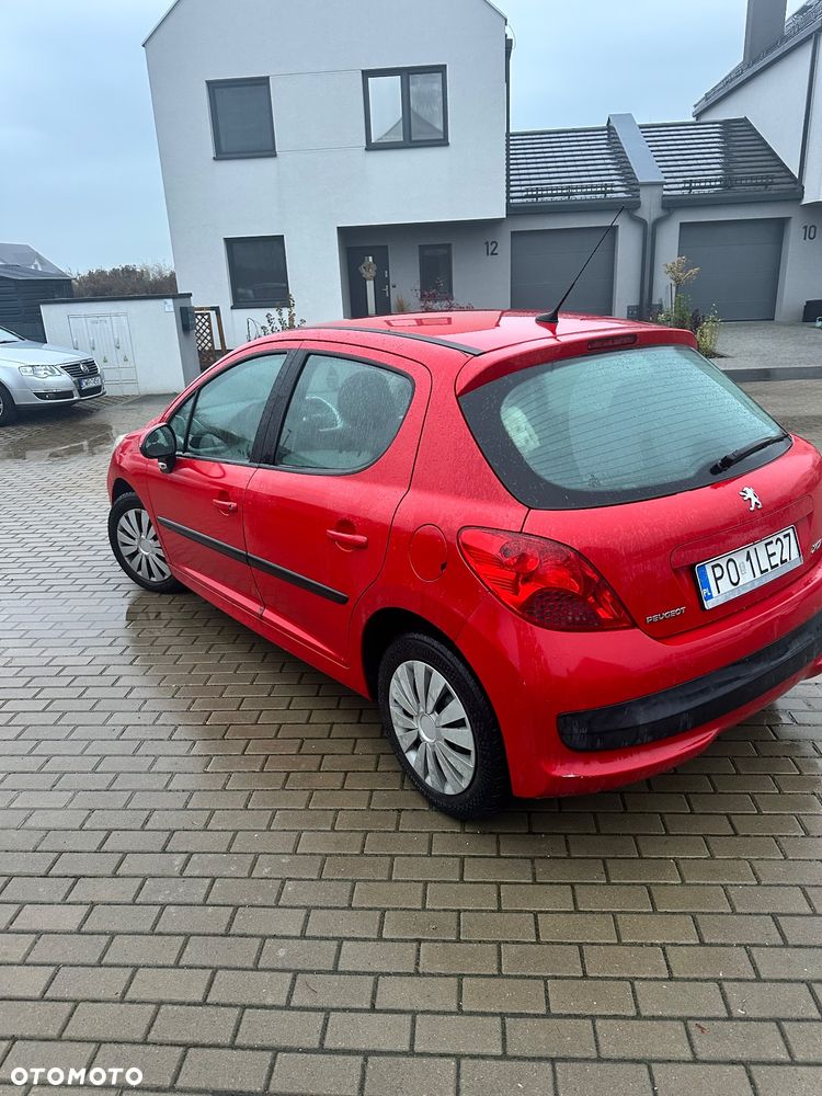 Peugeot 207 - 7