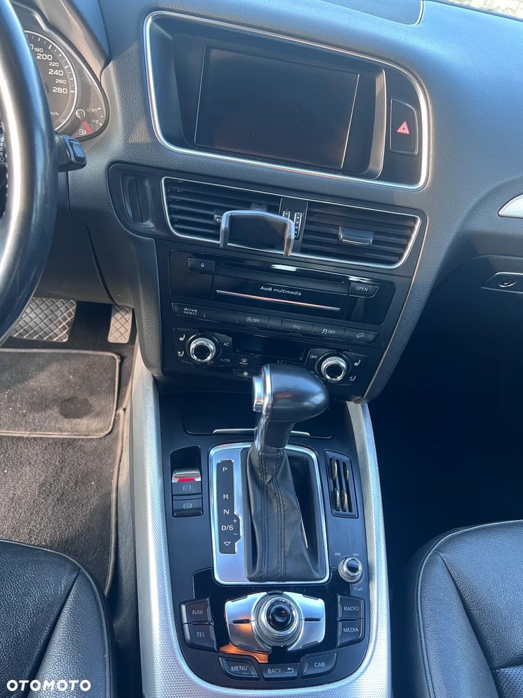 Audi Q5 2.0 TDI quattro S tronic - 16