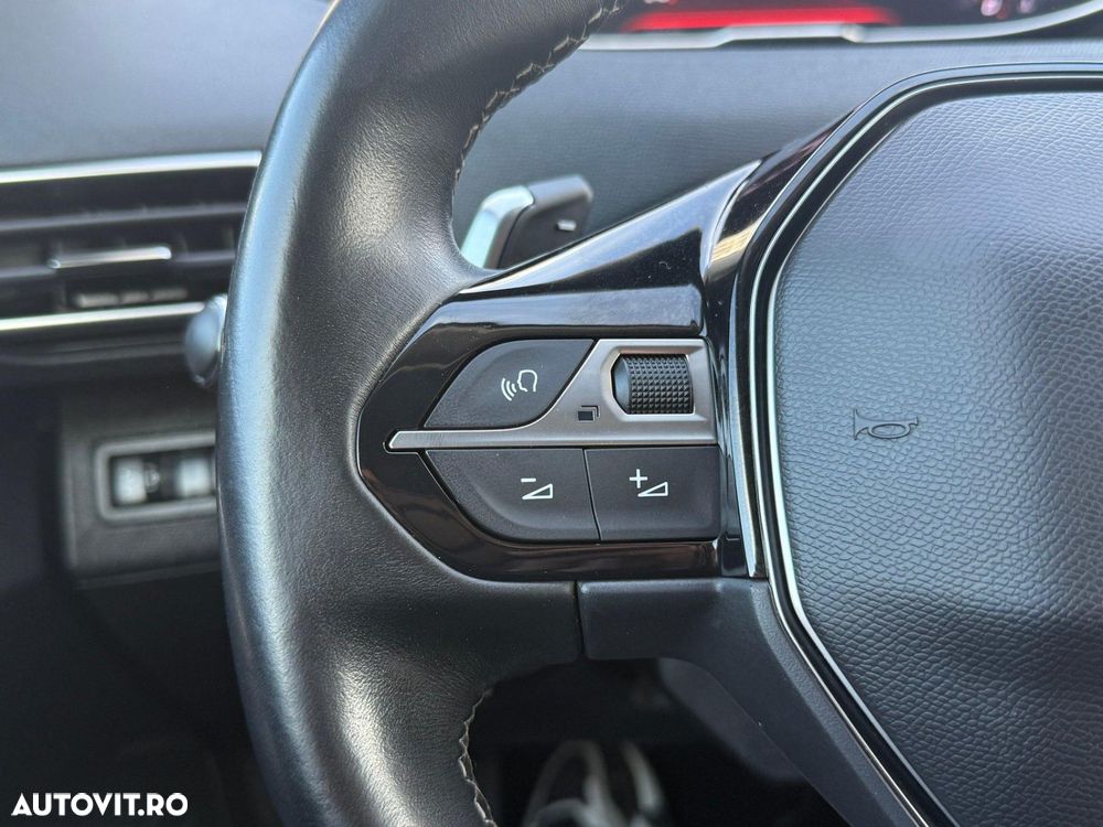 Peugeot 3008 PureTech 130 Stop & Start GPF EAT8 Allure Pack - 20