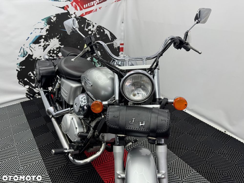 Honda VT - 28