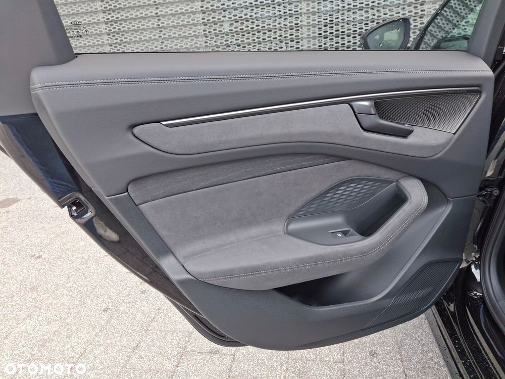 Audi A6 Avant - 13