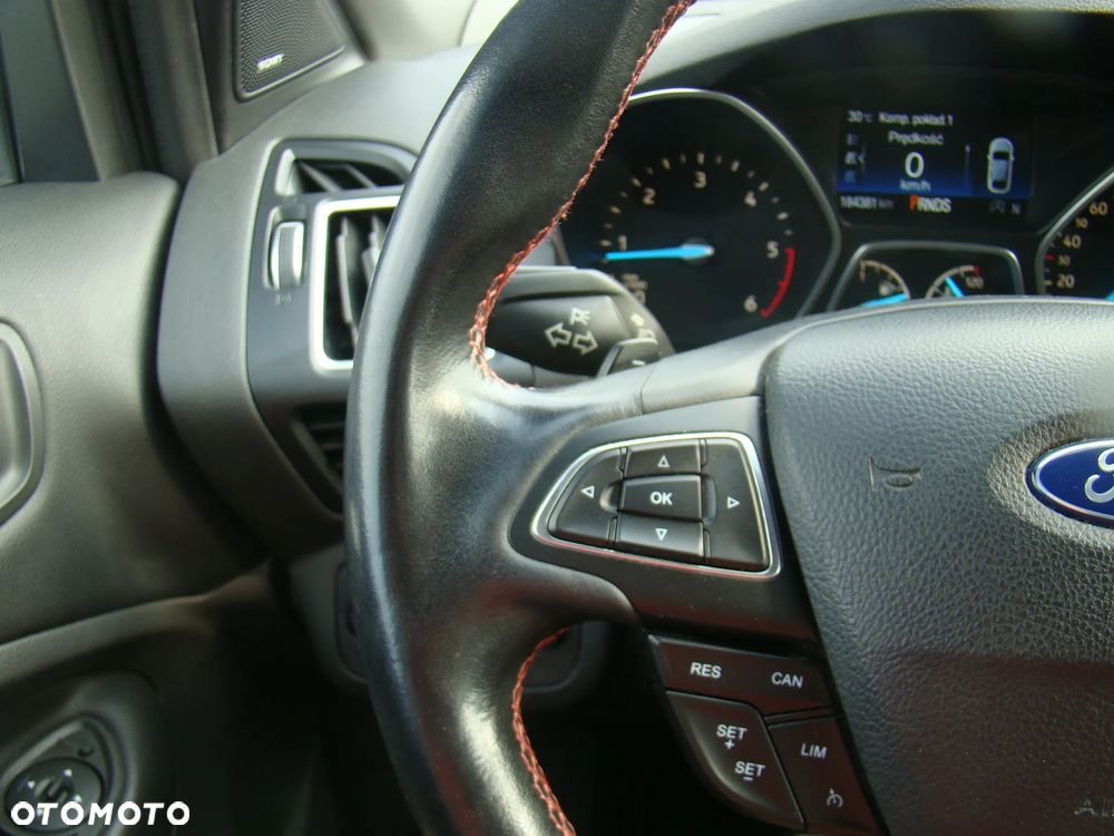 Ford Kuga 2.0 TDCi 4x4 ST-Line - 29
