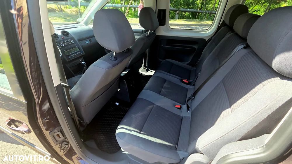 Volkswagen Caddy Maxi 1.6 TDI BlueMotion Comfortline - 6