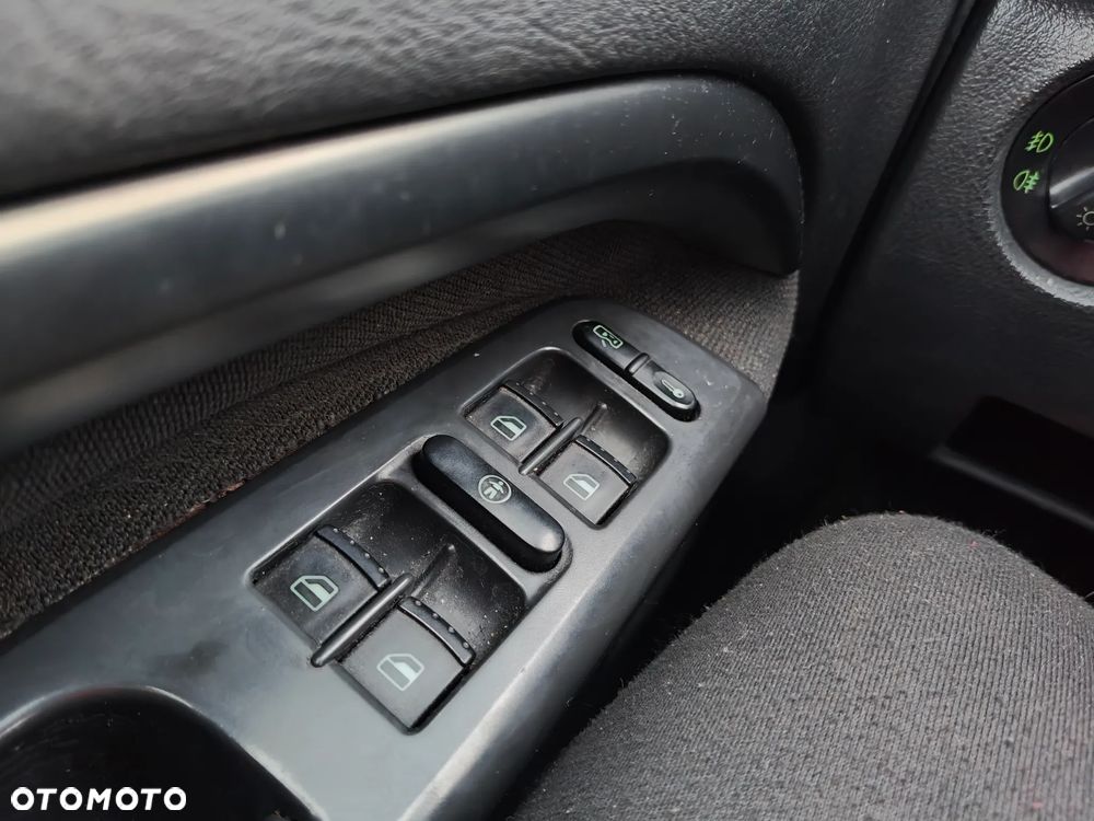 Skoda Superb 2.5 TDI Comfort - 22