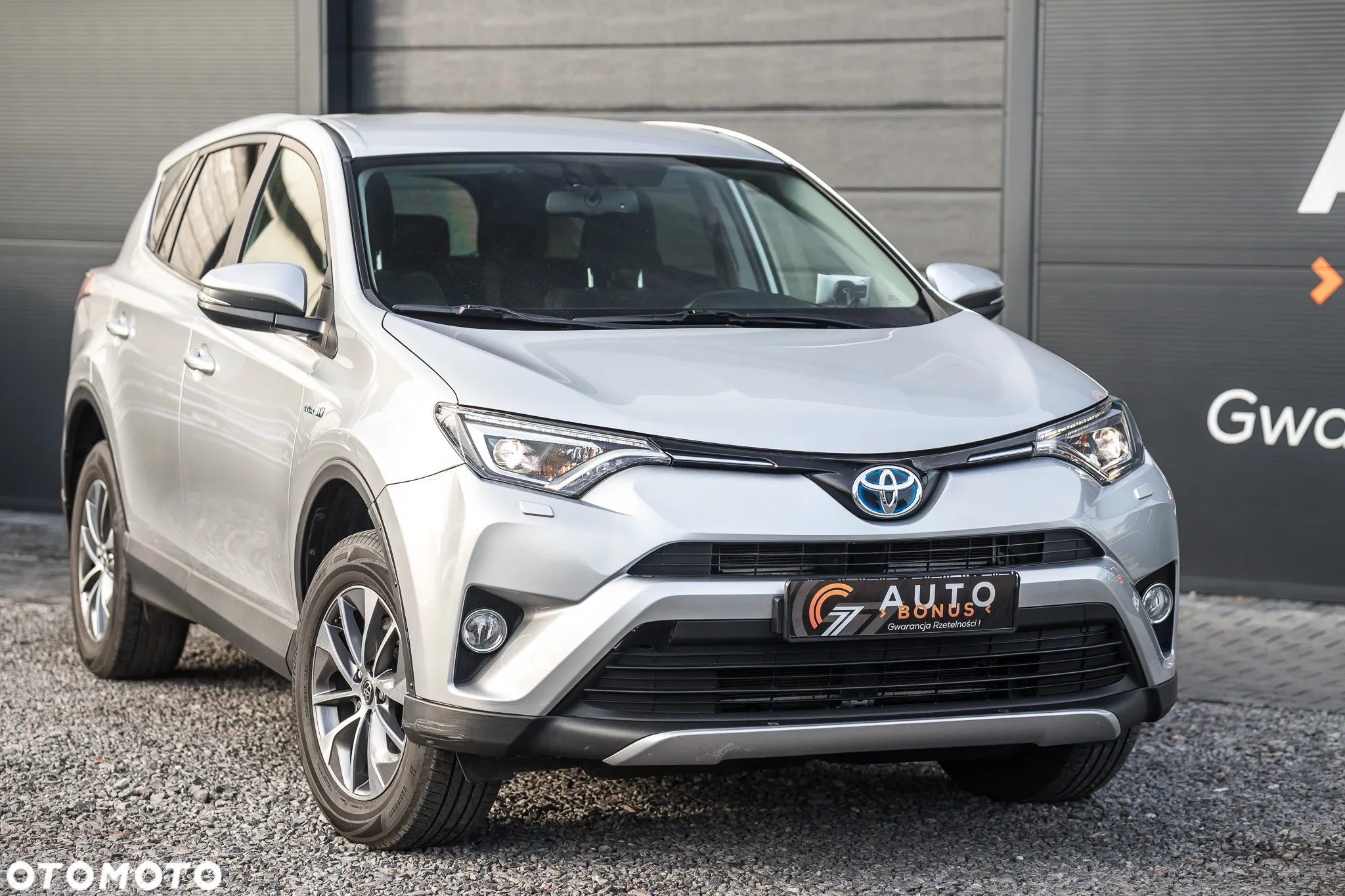 Toyota RAV4 - 5