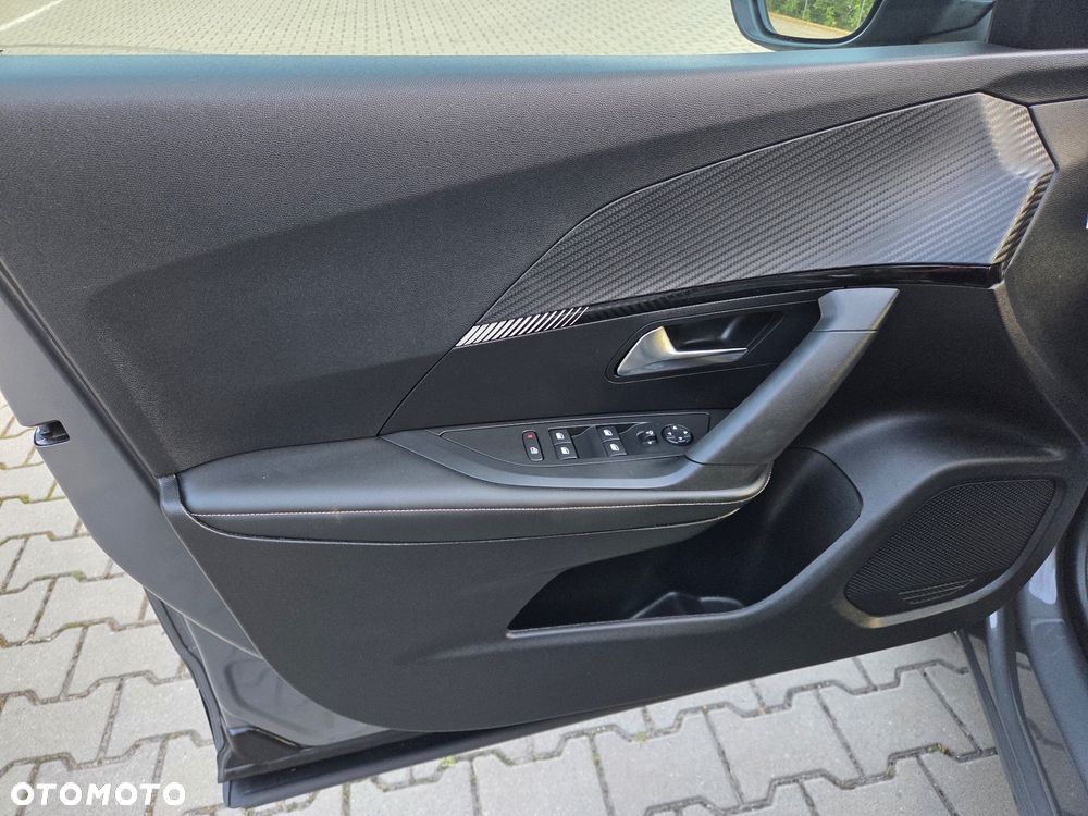 Peugeot 2008 1.2 PureTech Allure Pack S&S EAT8 - 24