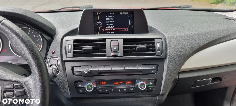 BMW Seria 1 116i - 20