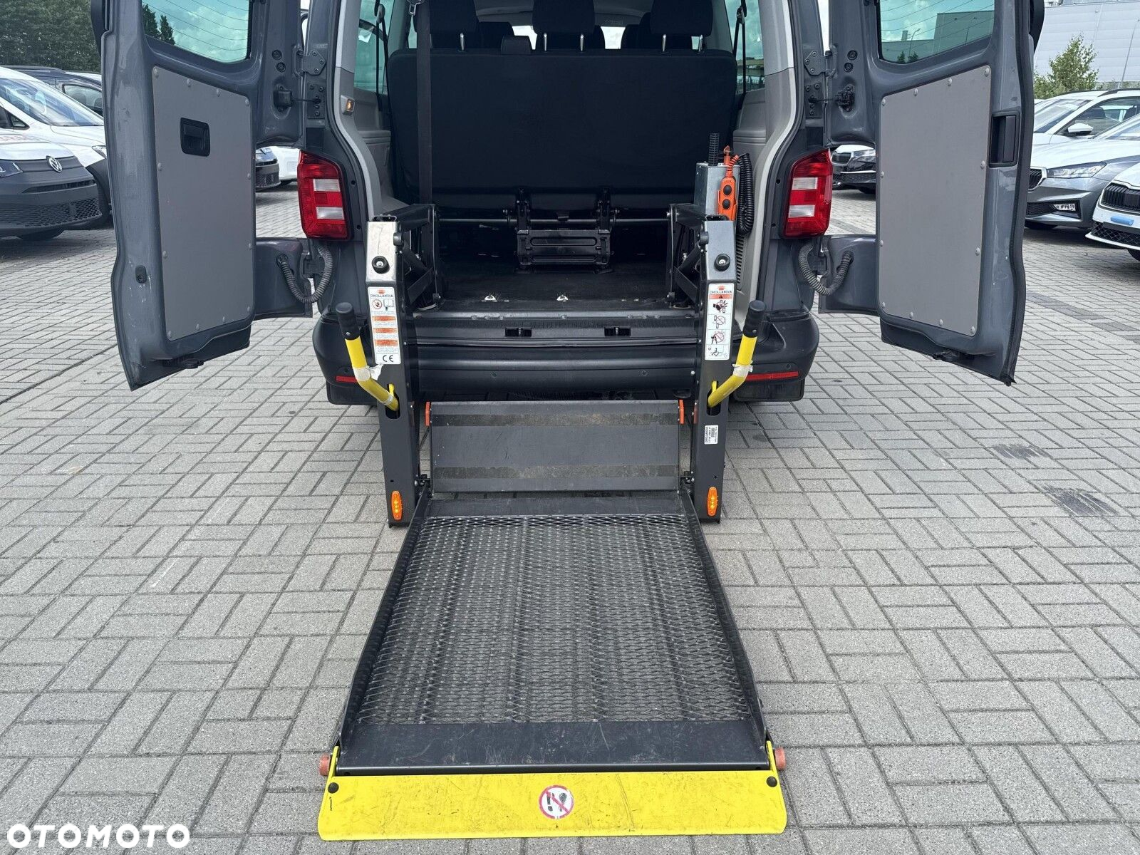 Volkswagen Transporter - 17