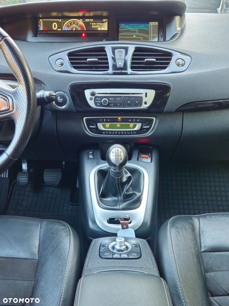 Renault Grand Scenic Energy TCe 130 S&S Bose Edition - 20