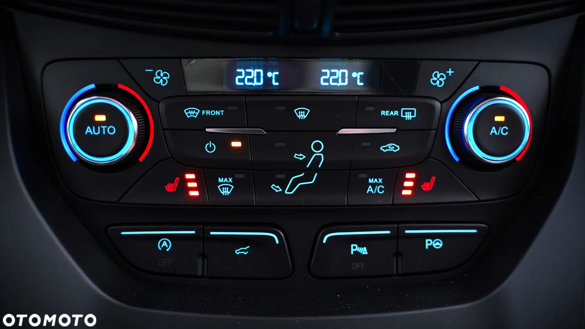 Ford Kuga - 31