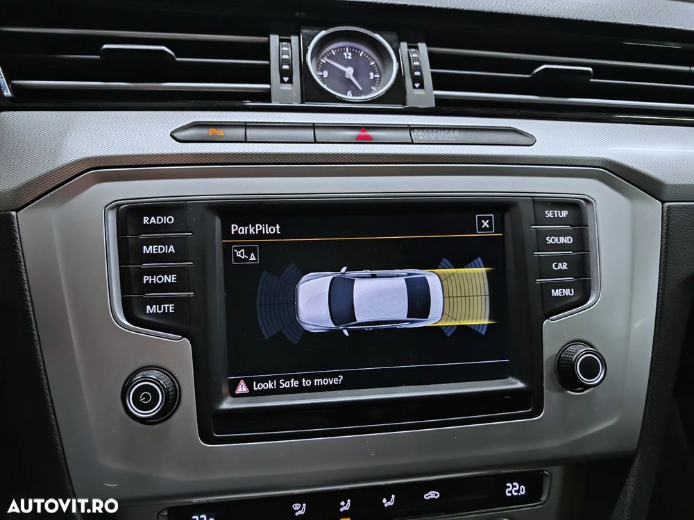 Volkswagen Passat 1.6 TDI (BlueMotion Technology) Comfortline - 12