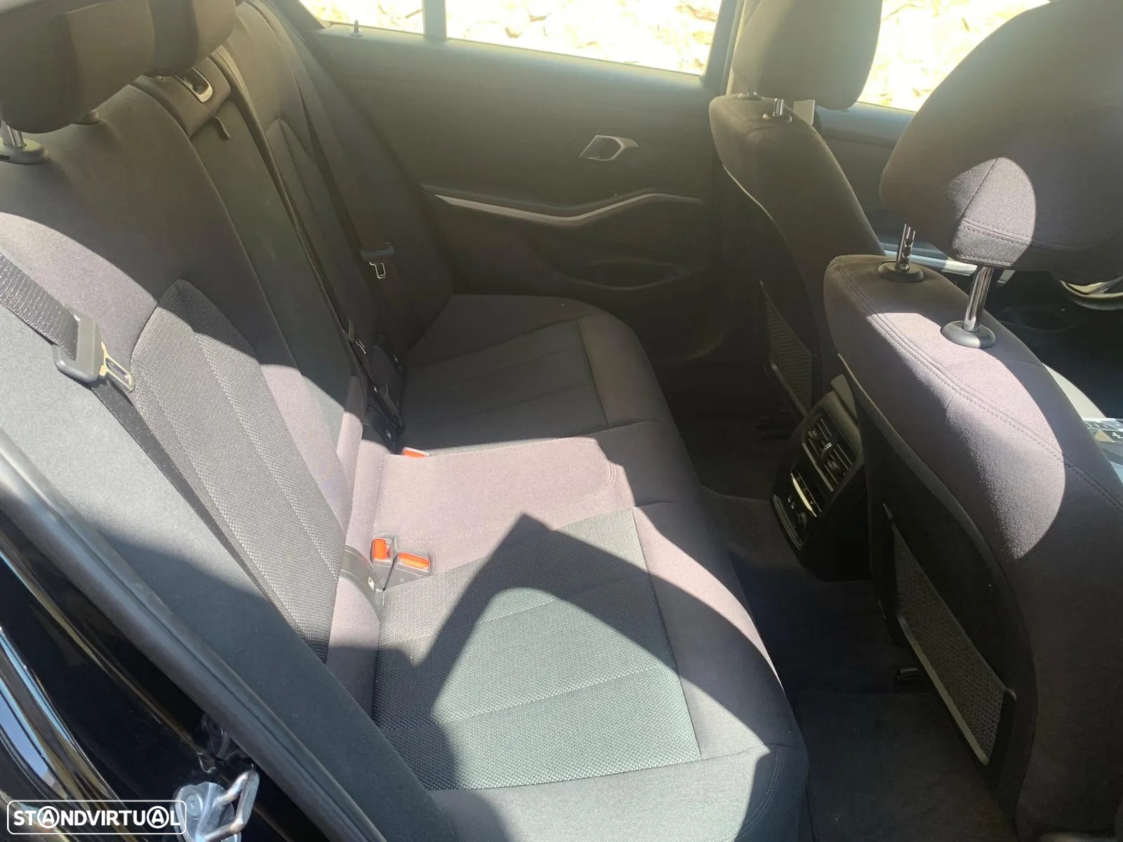 BMW 330 e Corporate Edition Auto - 32