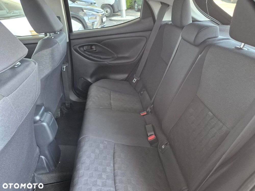 Toyota Yaris Hybrid 1.5 Style - 12