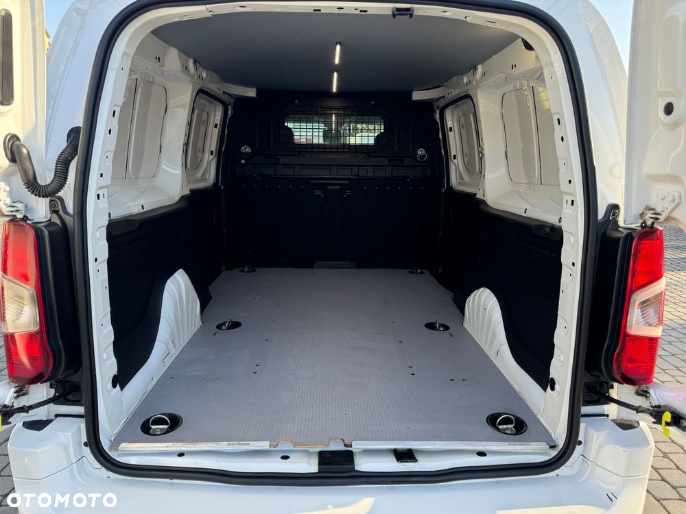 Peugeot Partner - 10