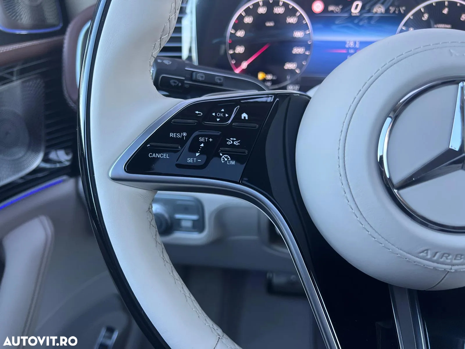 Mercedes-Benz GLS Maybach Mercedes-Maybach 600 MHEV 4MATIC - 16