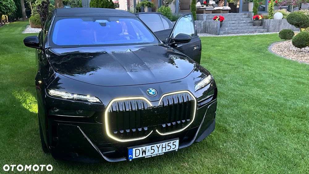 BMW Seria 7 - 36