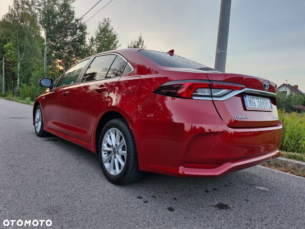 Toyota Corolla 1.8 Hybrid Comfort - 13