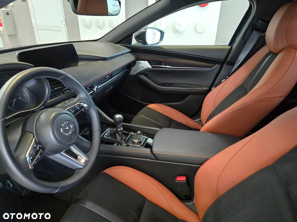 Mazda 3 - 11