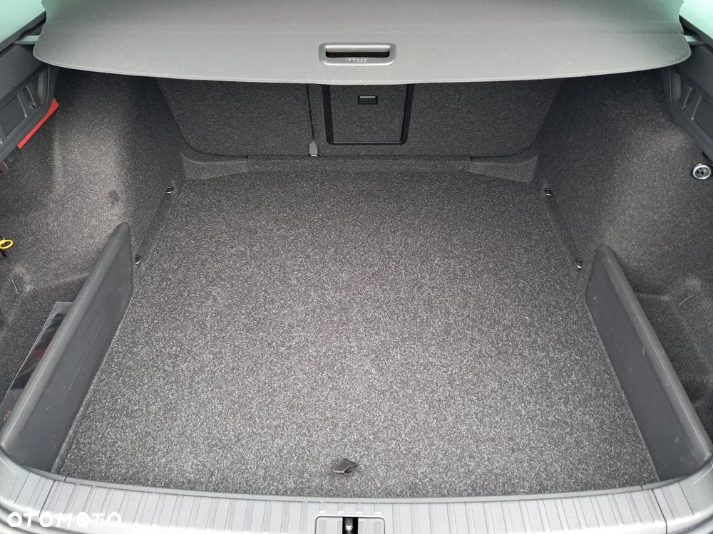 Skoda Octavia 1.5 TSI mHEV Selection DSG - 28