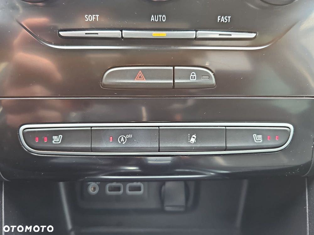 Renault Megane 1.3 TCe FAP Intens EDC - 29