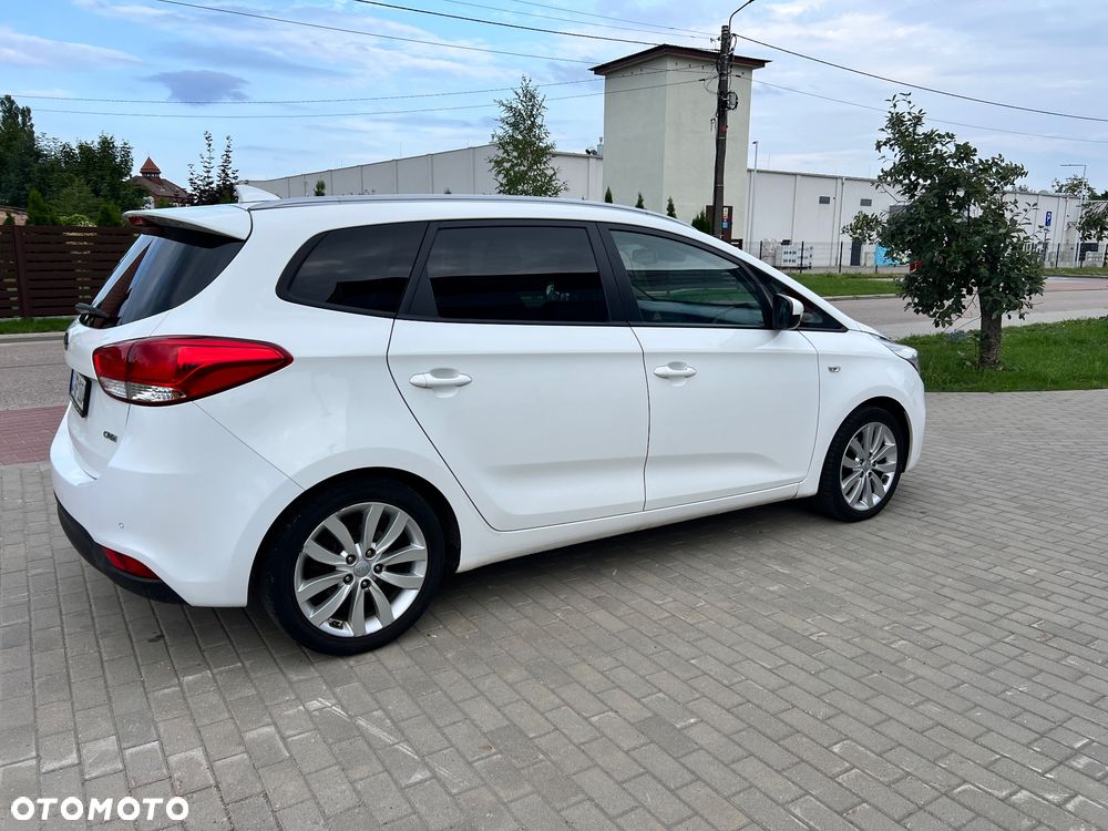 Kia Carens 1.7 CRDi Spirit - 3