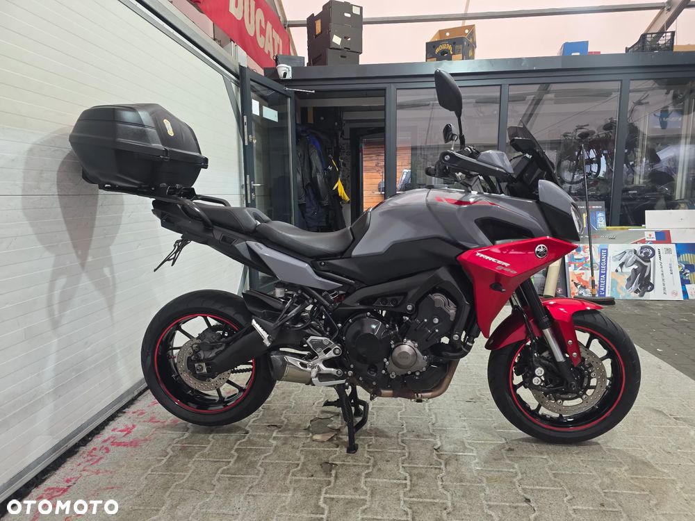 Yamaha MT - 17